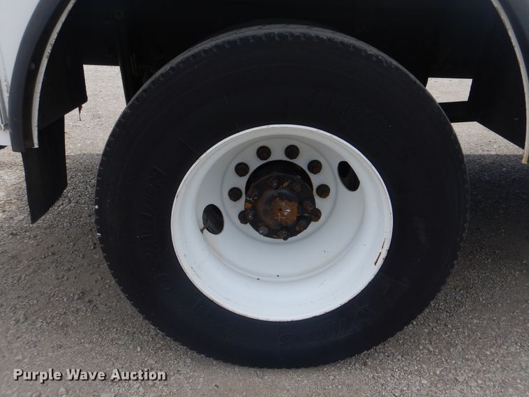 image for item GF9242 2009 Ford F750 Super Duty  service truck