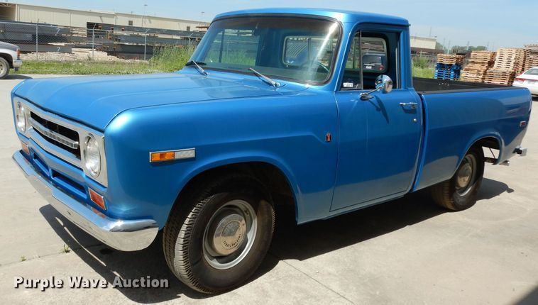 image for item GH9909 1968 International 1000D  pickup truck
