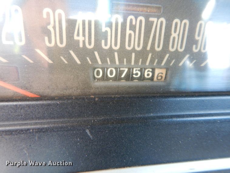 image for item GH9909 1968 International 1000D  pickup truck