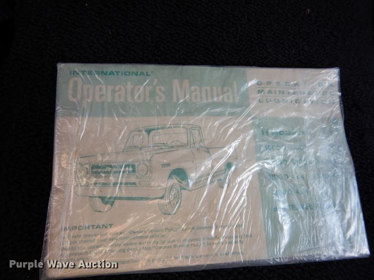 image for item GH9909 1968 International 1000D  pickup truck