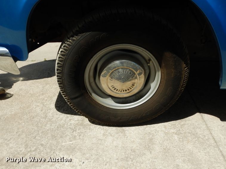 image for item GH9909 1968 International 1000D  pickup truck