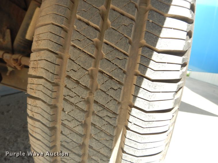 image for item GH9909 1968 International 1000D  pickup truck