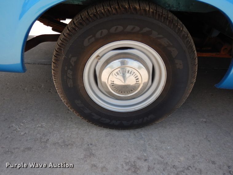 image for item GH9909 1968 International 1000D  pickup truck