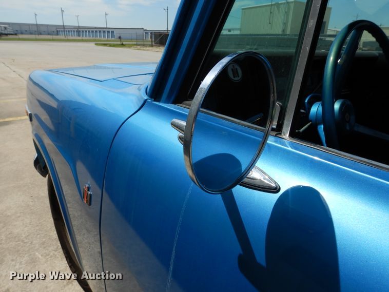 image for item GH9909 1968 International 1000D  pickup truck