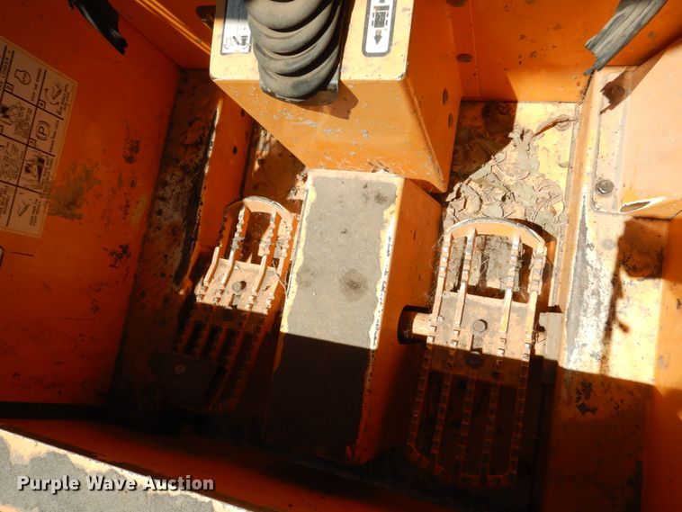 image for item GM9248 1996 Mustang 2060  skid steer loader