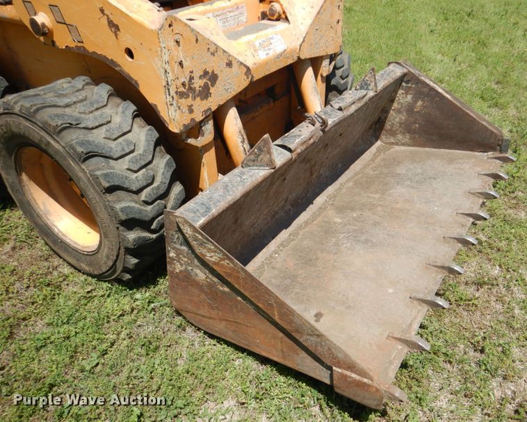 image for item GM9248 1996 Mustang 2060  skid steer loader