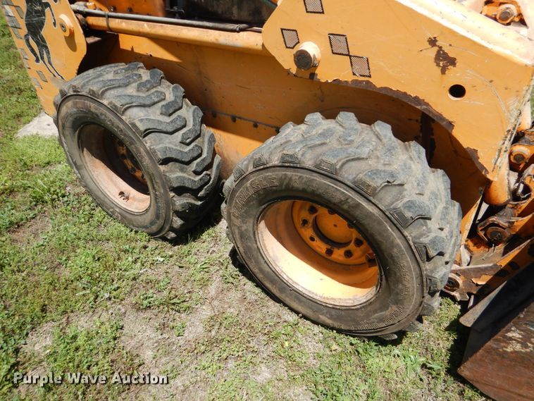 image for item GM9248 1996 Mustang 2060  skid steer loader