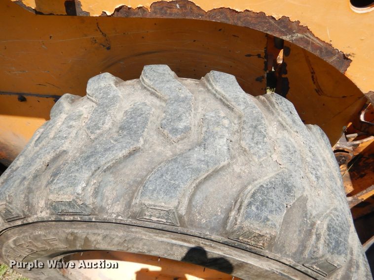 image for item GM9248 1996 Mustang 2060  skid steer loader