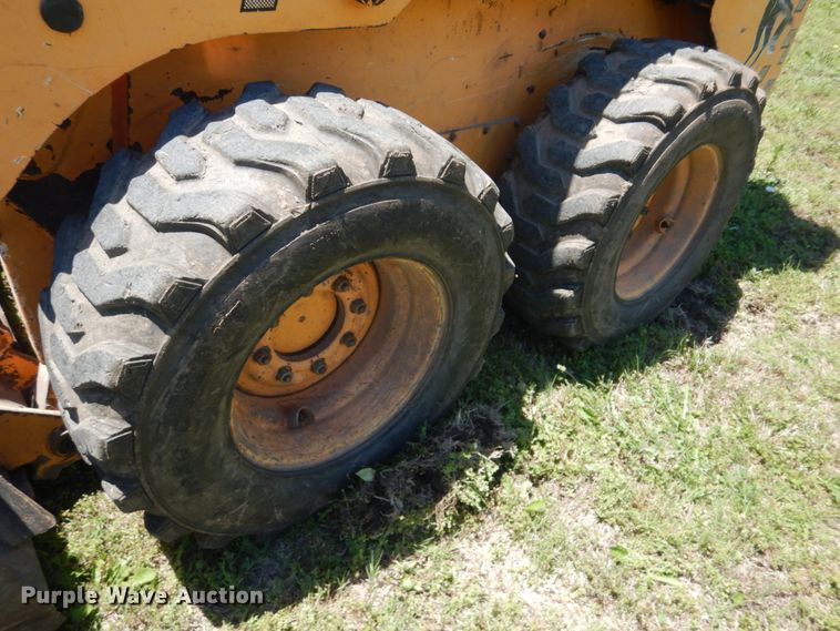 image for item GM9248 1996 Mustang 2060  skid steer loader