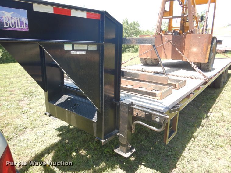 image for item GM9250 2011 Colorado Built equipment trailer