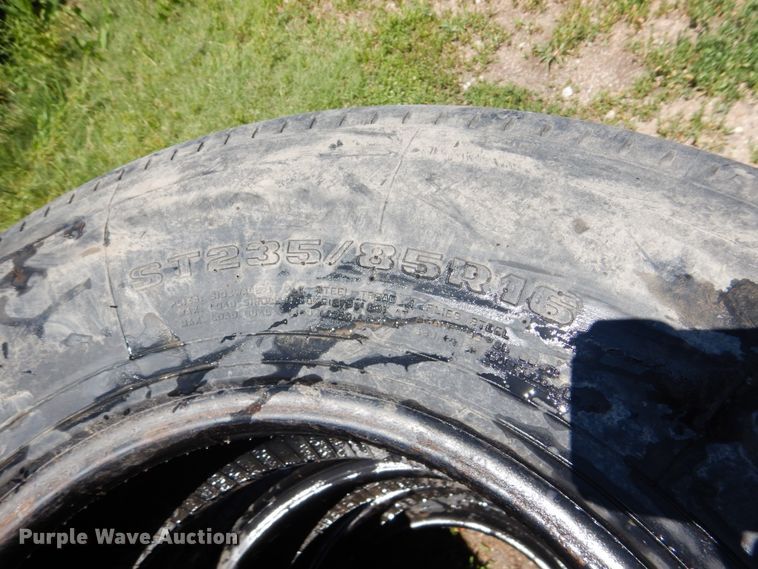 image for item GM9251 (8) Gladiator OR35TR 235/85R16 tires