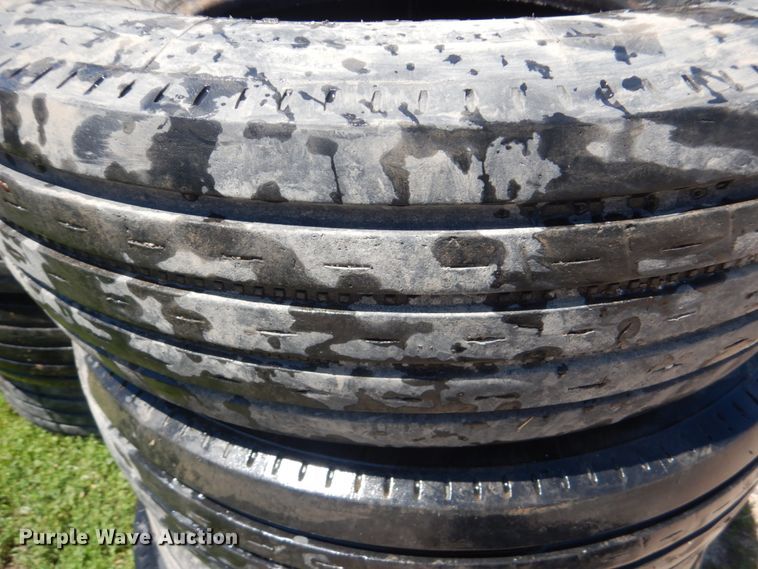 image for item GM9251 (8) Gladiator OR35TR 235/85R16 tires