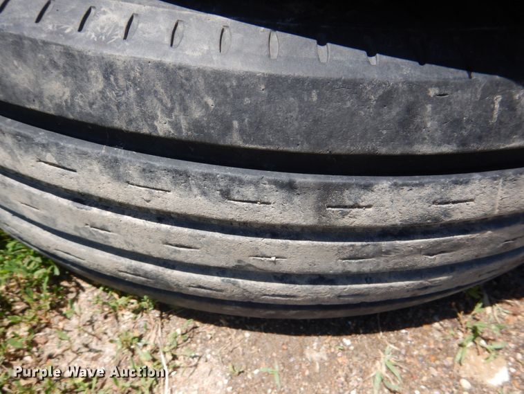 image for item GM9251 (8) Gladiator OR35TR 235/85R16 tires