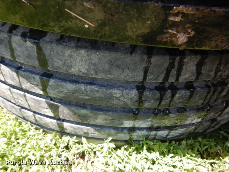 image for item GM9251 (8) Gladiator OR35TR 235/85R16 tires