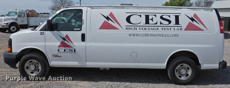image for item GN9795 2006 Chevrolet Express 2500  van