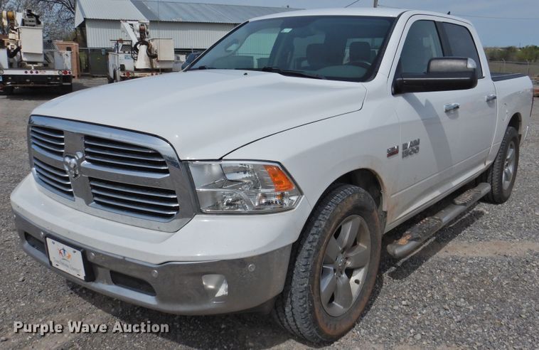 image for item GN9796 2017 Dodge Ram 1500  Crew Cab pickup truck