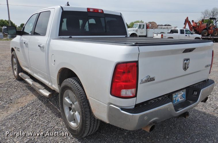 image for item GN9796 2017 Dodge Ram 1500  Crew Cab pickup truck