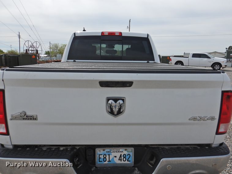 image for item GN9796 2017 Dodge Ram 1500  Crew Cab pickup truck