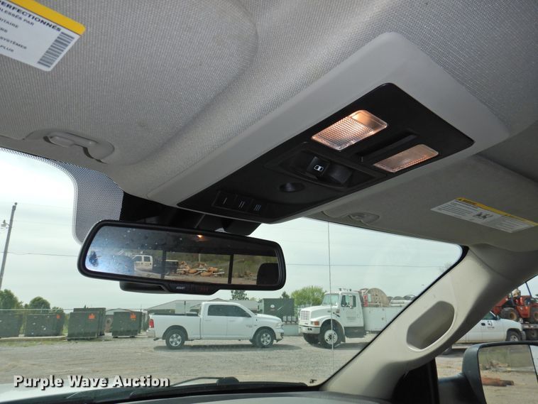 image for item GN9796 2017 Dodge Ram 1500  Crew Cab pickup truck