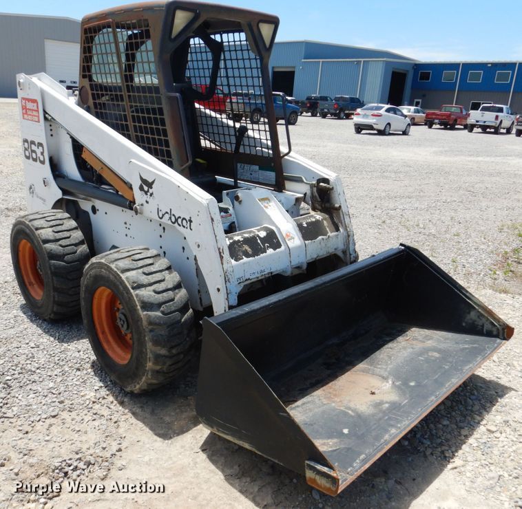 image for item GO9196 2000 Bobcat 863  skid steer loader