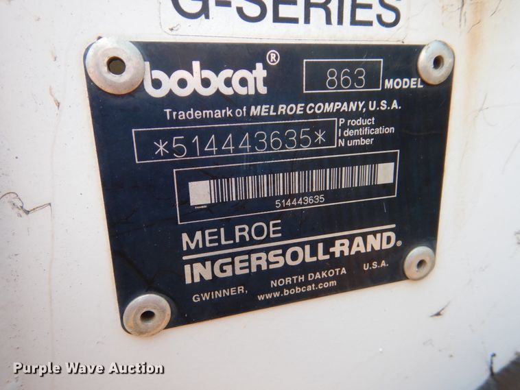 image for item GO9196 2000 Bobcat 863  skid steer loader