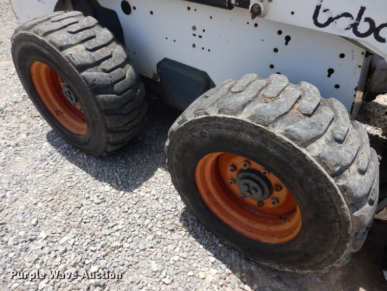 image for item GO9196 2000 Bobcat 863  skid steer loader