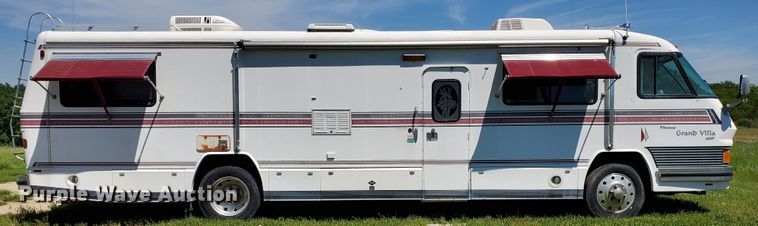 image for item GO9200 1989 Oshkosh Foretravel Grand Villa  RV
