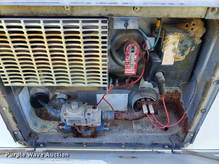 image for item GO9200 1989 Oshkosh Foretravel Grand Villa  RV