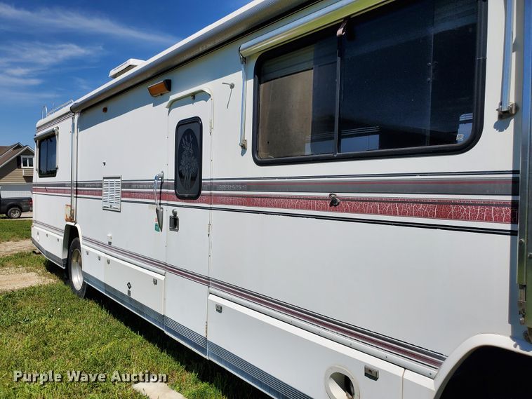 image for item GO9200 1989 Oshkosh Foretravel Grand Villa  RV