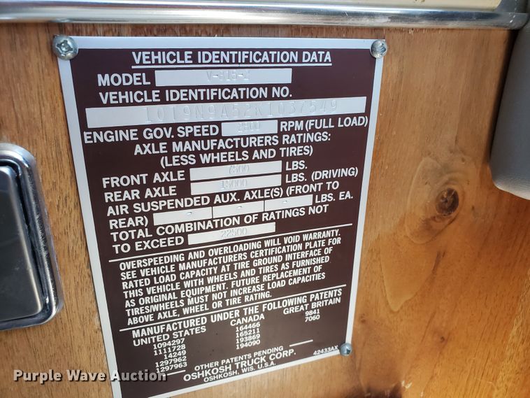 image for item GO9200 1989 Oshkosh Foretravel Grand Villa  RV