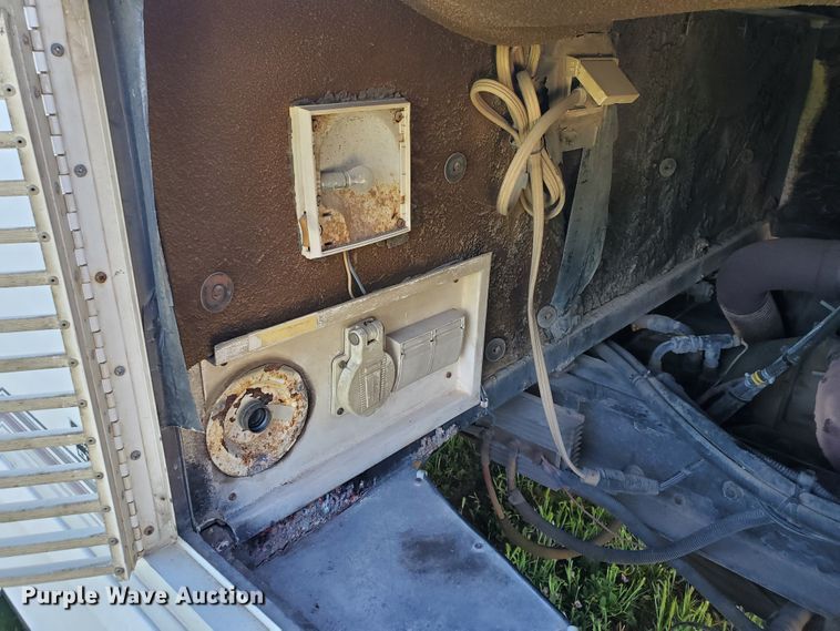 image for item GO9200 1989 Oshkosh Foretravel Grand Villa  RV