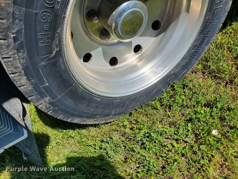 image for item GO9200 1989 Oshkosh Foretravel Grand Villa  RV