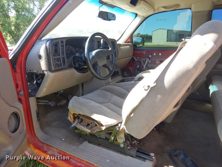 image for item GO9851 2003 Chevrolet Silverado 1500  Ext. Cab pickup truck