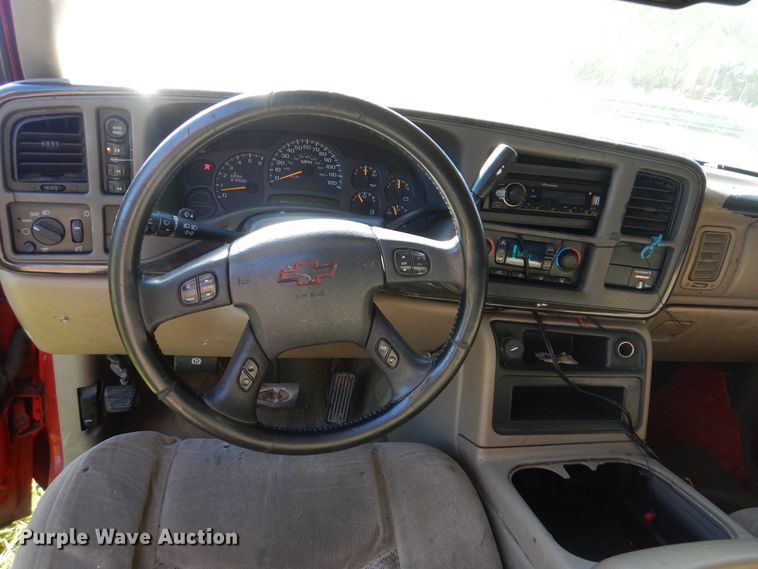 image for item GO9851 2003 Chevrolet Silverado 1500  Ext. Cab pickup truck