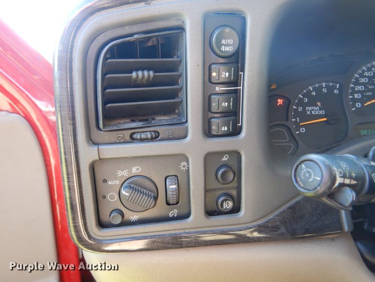 image for item GO9851 2003 Chevrolet Silverado 1500  Ext. Cab pickup truck