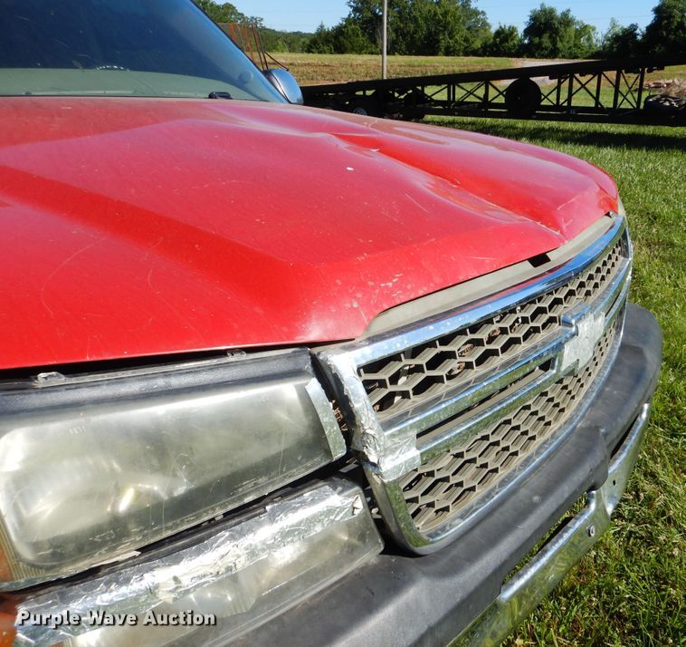 image for item GO9851 2003 Chevrolet Silverado 1500  Ext. Cab pickup truck