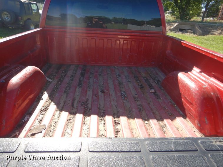 image for item GO9851 2003 Chevrolet Silverado 1500  Ext. Cab pickup truck