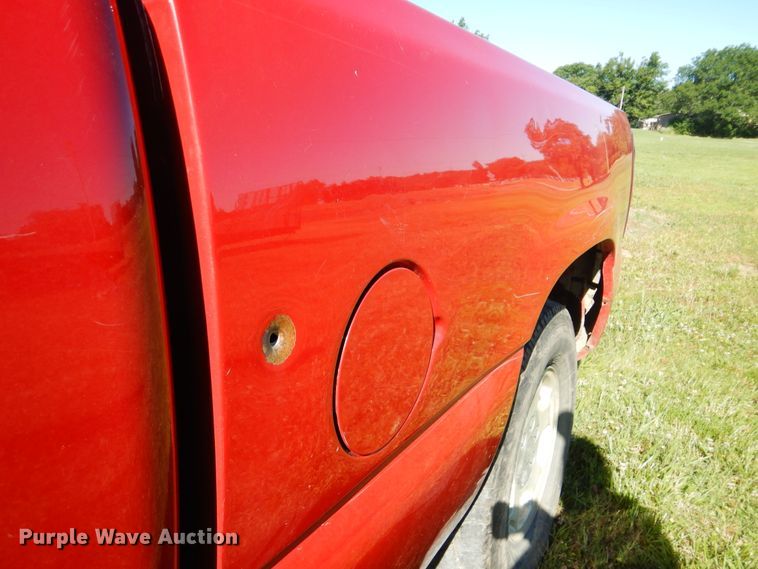 image for item GO9851 2003 Chevrolet Silverado 1500  Ext. Cab pickup truck