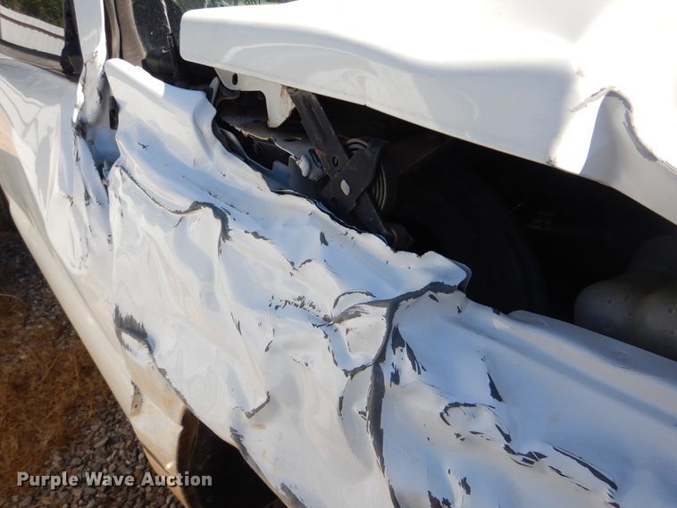 image for item GO9854 2004 Chevrolet Silverado 1500  Ext. Cab pickup truck