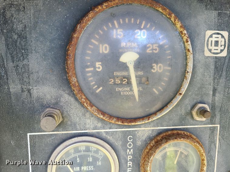 image for item GT9058 Gardner Denver air compressor