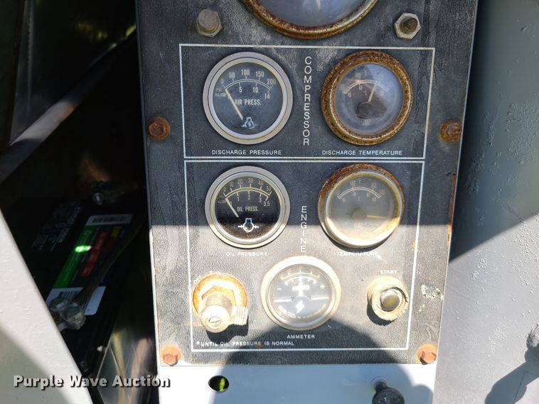 image for item GT9058 Gardner Denver air compressor