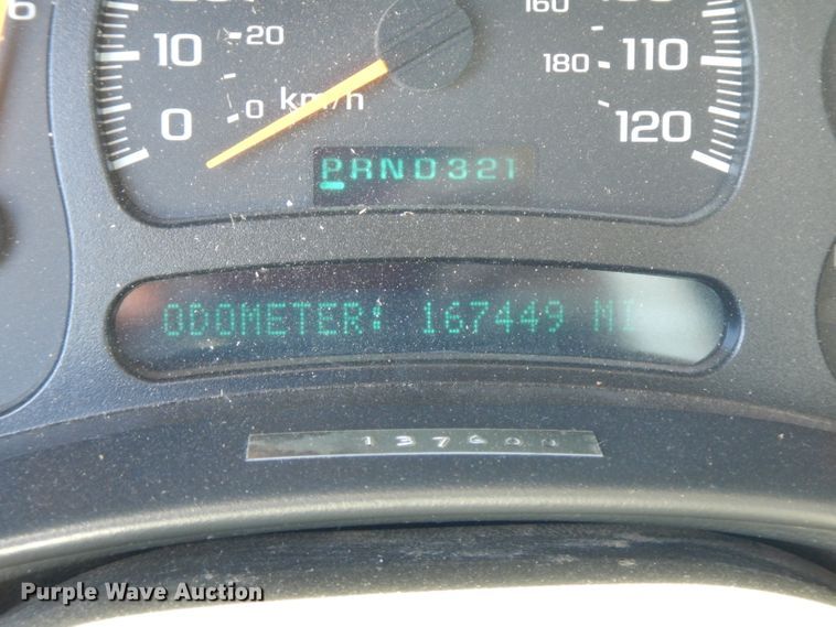 image for item GT9094 2005 Chevrolet Silverado 1500  flatbed pickup truck