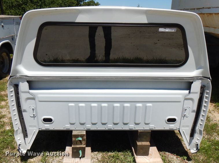 image for item GT9096 2017 Ford pickup truck bed