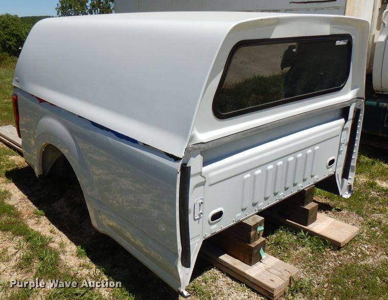 image for item GT9096 2017 Ford pickup truck bed