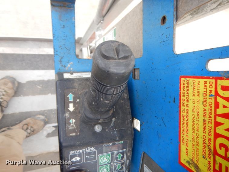 image for item GT9232 2012 Genie GR20  vertical lift