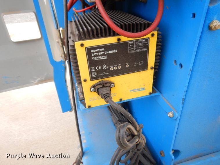 image for item GT9232 2012 Genie GR20  vertical lift