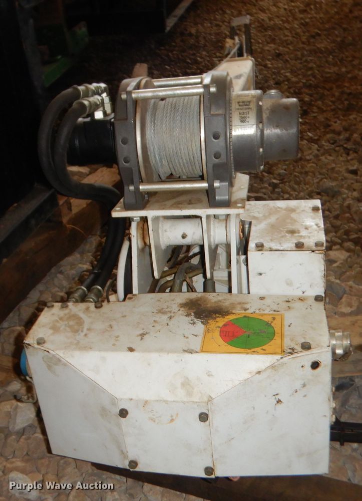 image for item GT9235 Stahl 3200LRX crane