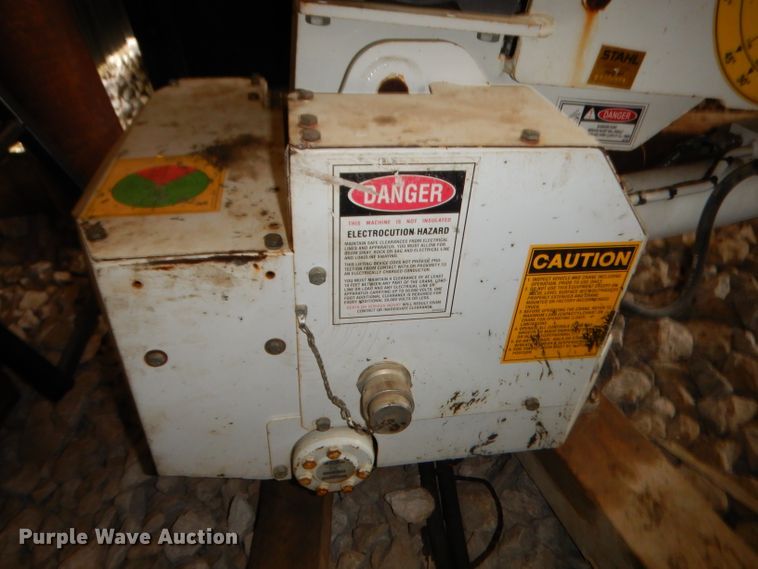 image for item GT9235 Stahl 3200LRX crane