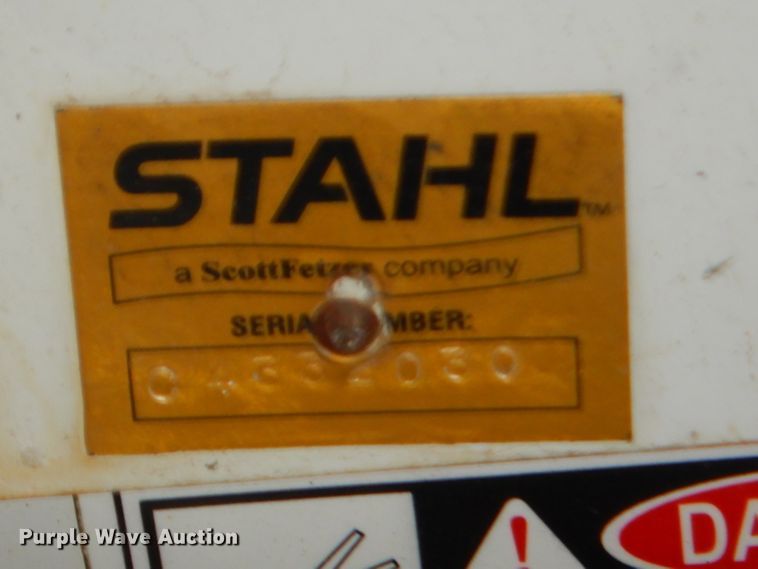 image for item GT9235 Stahl 3200LRX crane