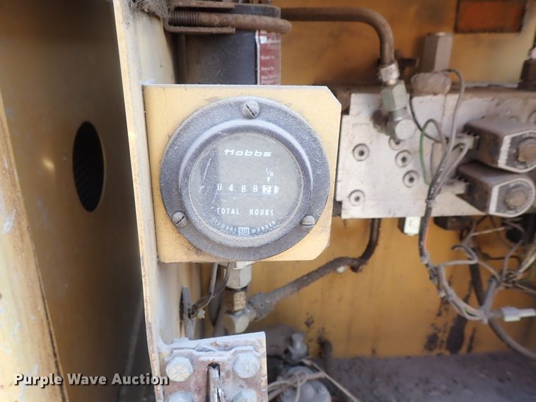 image for item GW9359 Grove SM3270E  scissor lift